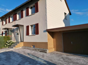Ferienhaus Stein, TOP Monteurwohnung, 5 große Einzelzimmer, Doppelzimmer, Übernachtung bis 8 Personen möglich